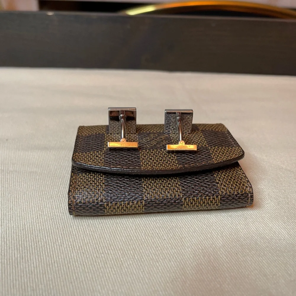 Louis Vuitton Sterling "Damier" Guilloche Enamel Cufflinks with case - Picture 4 of 12